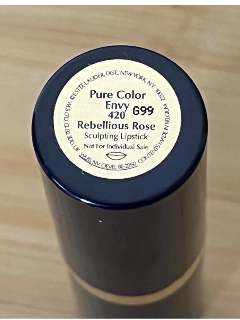 Estee Lauder Pure Color Envy Sculpting Lipstick # 420 Rebellious Rose Full Size